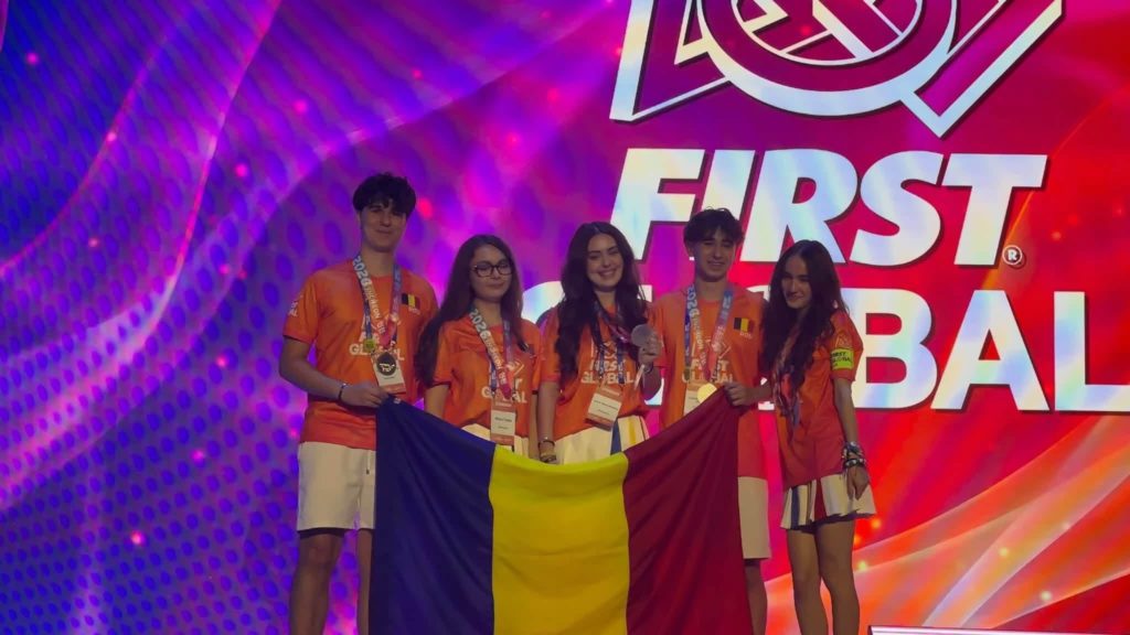 Echipa României a obținut medalia de argint la Albert Einstein Award, în cadrul FIRST Global Challenge 2026, desfășurat în Coreea de Sud. Sursa foto: FIRST Tech Challenge România